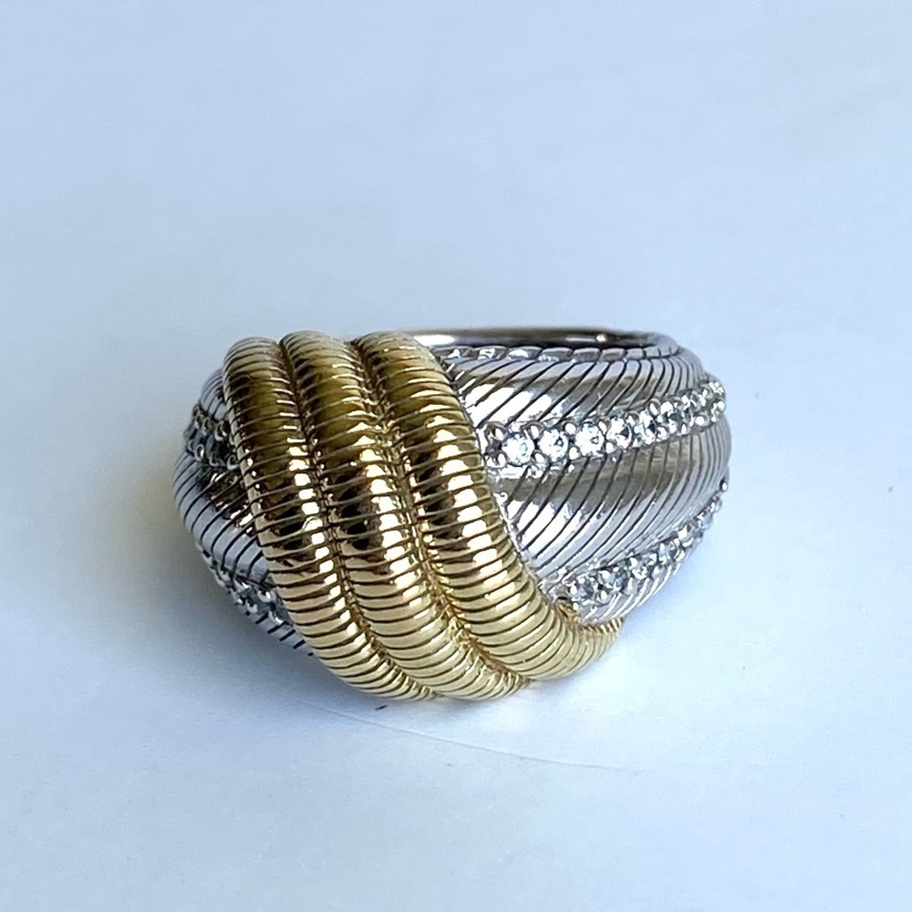 Judith Ripka Cocktail Ring Sterling Silver 14K Gold Faux Diamond Band Size 4.5 5 - Picture 2 of 9